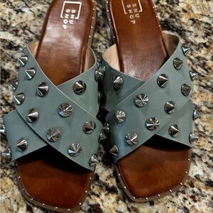 Shushop studded sandal